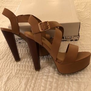 HEELS BRAND NEW